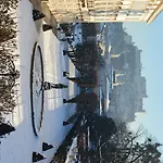 Adlerhof 2*