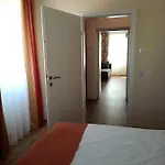 Adlerhof 2*