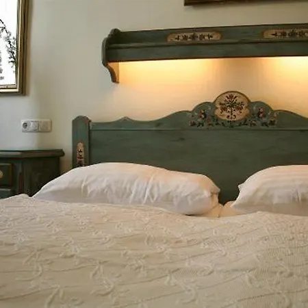 Bed & Breakfast Adlerhof