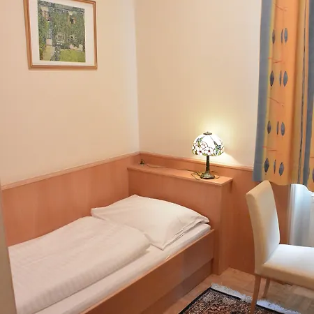 Bed & Breakfast Adlerhof