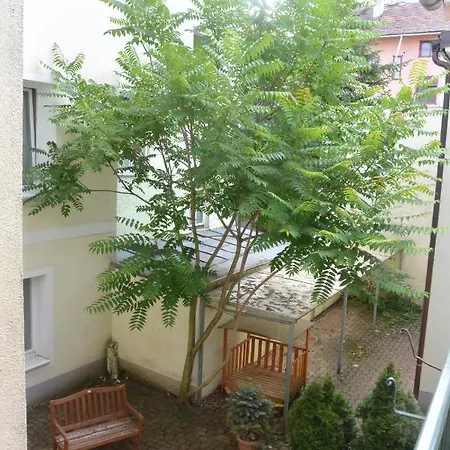 Bed & Breakfast Adlerhof 2*