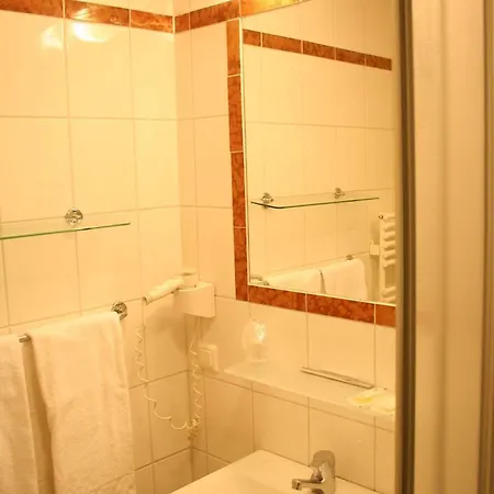 Bed and breakfast Adlerhof 2*