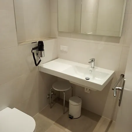 Adlerhof Bed and breakfast 2*