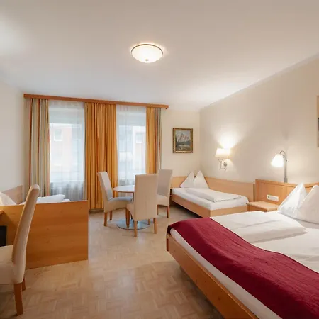 Bed & Breakfast Adlerhof Solnohrad