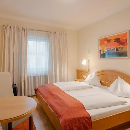 Adlerhof Bed & Breakfast