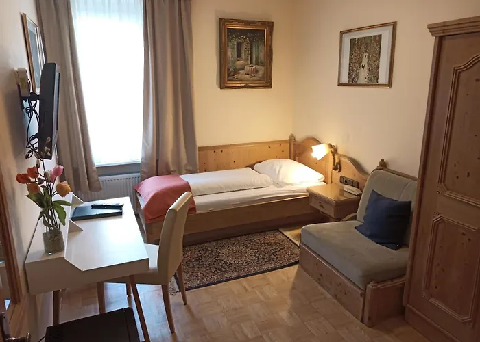 Oda ve Kahvaltı Adlerhof