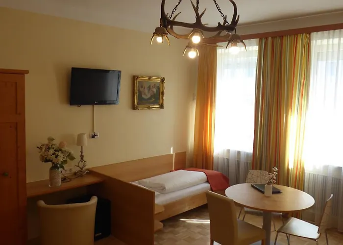 Bed & Breakfast Adlerhof 2*