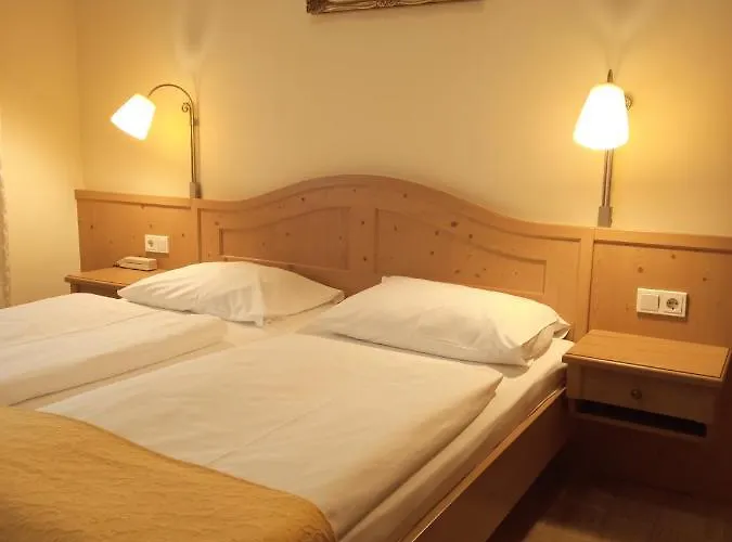 Oda ve Kahvaltı Adlerhof