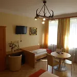Couette-café Adlerhof 2*